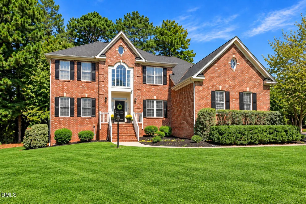 Unit for sale at 100 Hemingford Grey Court, Cary, NC 27518