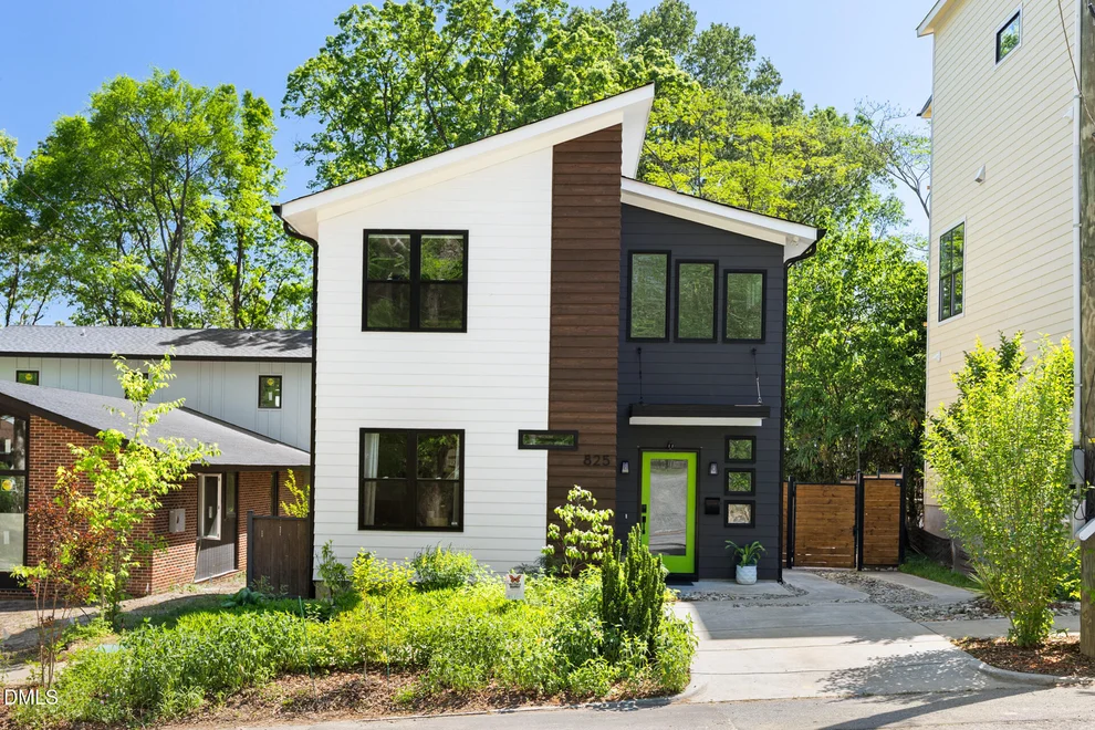 Unit for sale at 825 W Markham Avenue, Durham, NC 27701