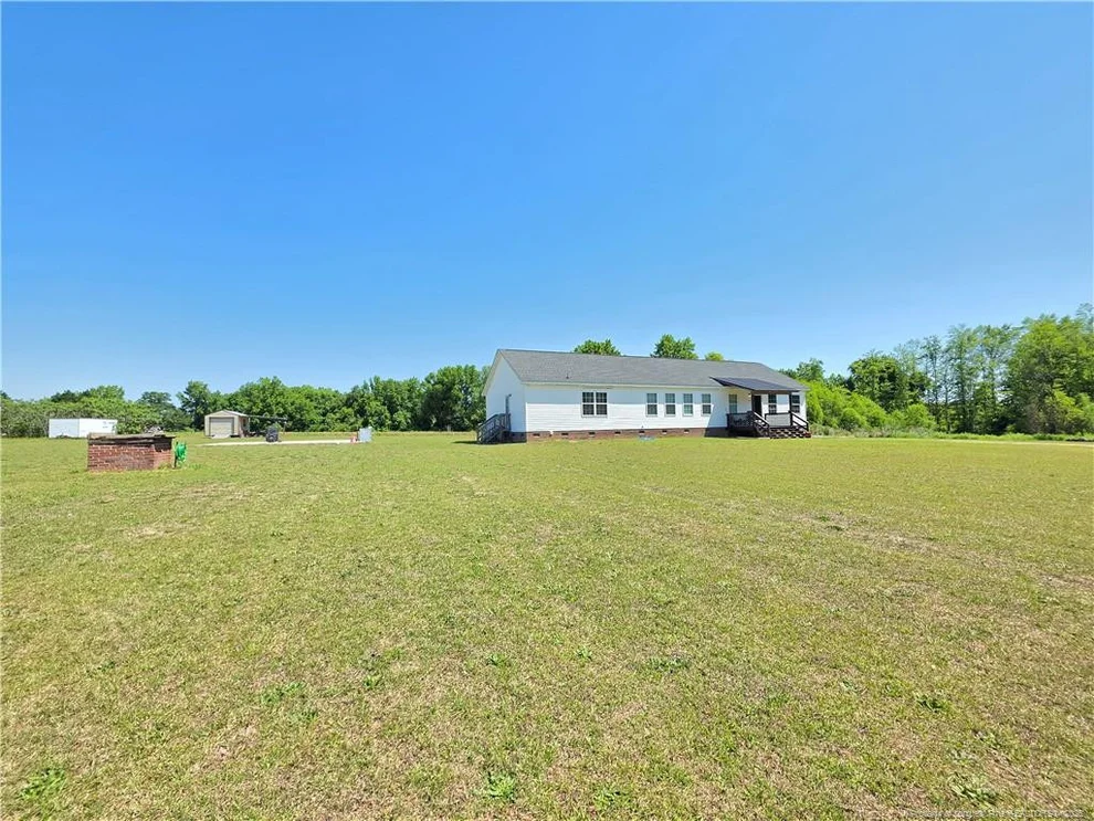 Unit for sale at 550 Thomas Drive, Raeford, NC 28376