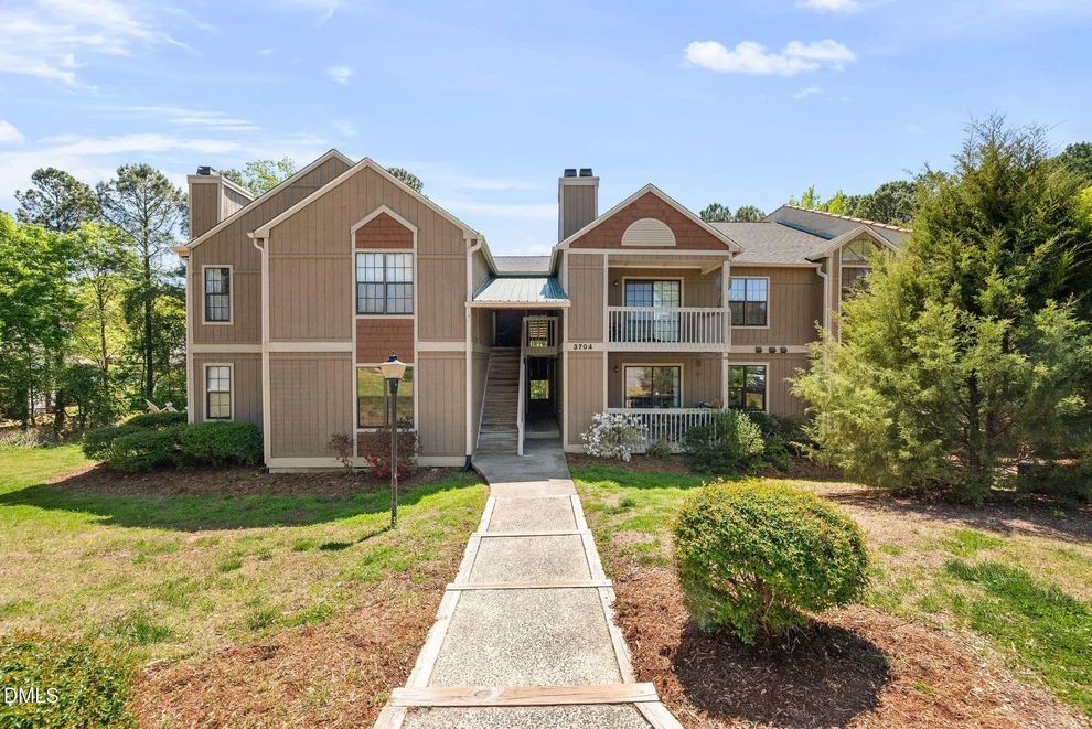 Unit for sale at 3704 Chimney Ridge Place, Durham, NC 27713