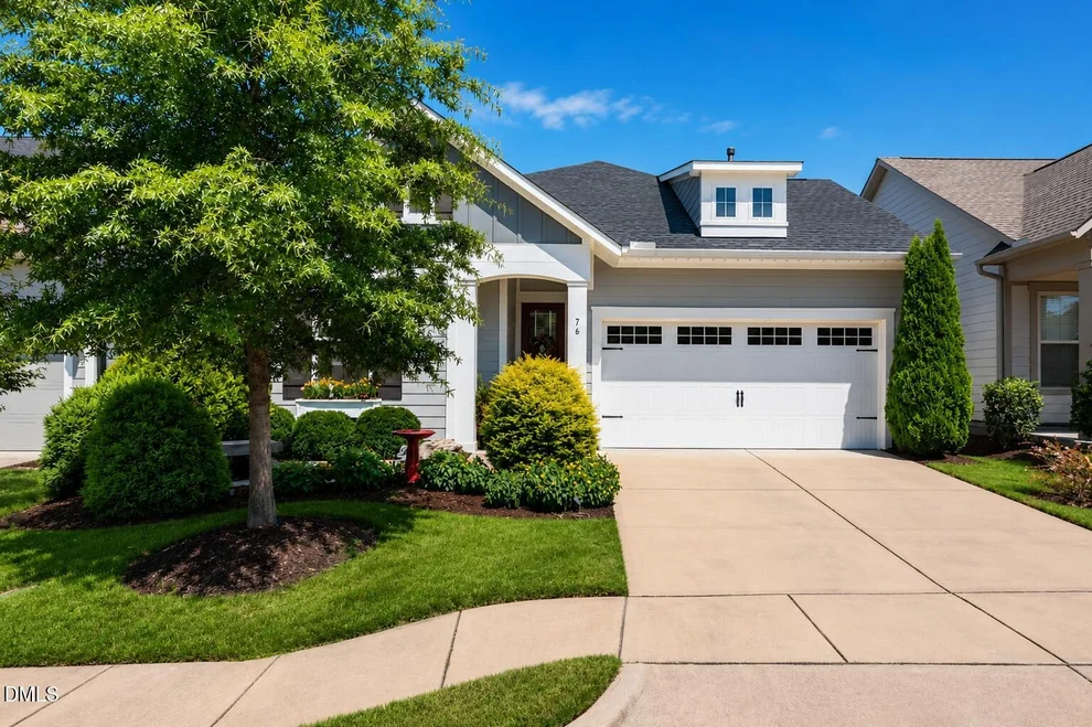 Unit for sale at 76 Abercorn Circle, Chapel Hill, NC 27516