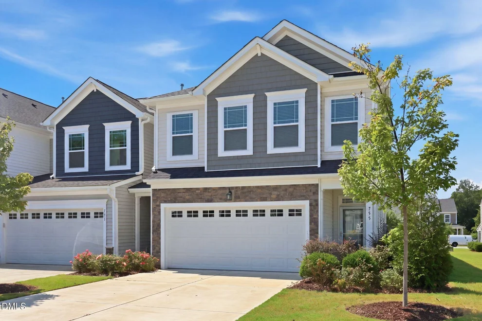 Unit for sale at 755 Creekway Drive, Fuquay Varina, NC 27526