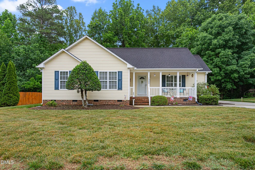 Unit for sale at 1302 Durham Meadows Drive, Burlington, NC 27217