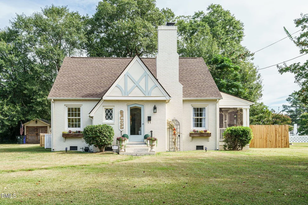 Unit for sale at 316 W Parrish Drive, Benson, NC 27504