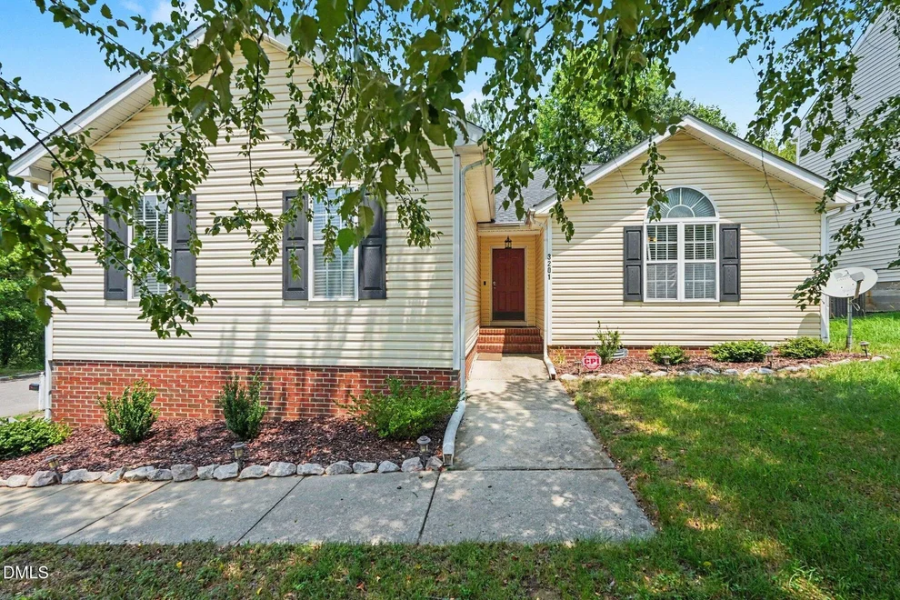 Unit for sale at 3201 Cotton Grove Run, Raleigh, NC 27610