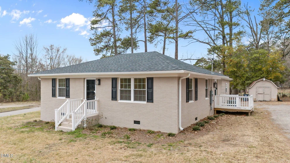 Unit for sale at 118 Cherry Street, Henderson, NC 27536