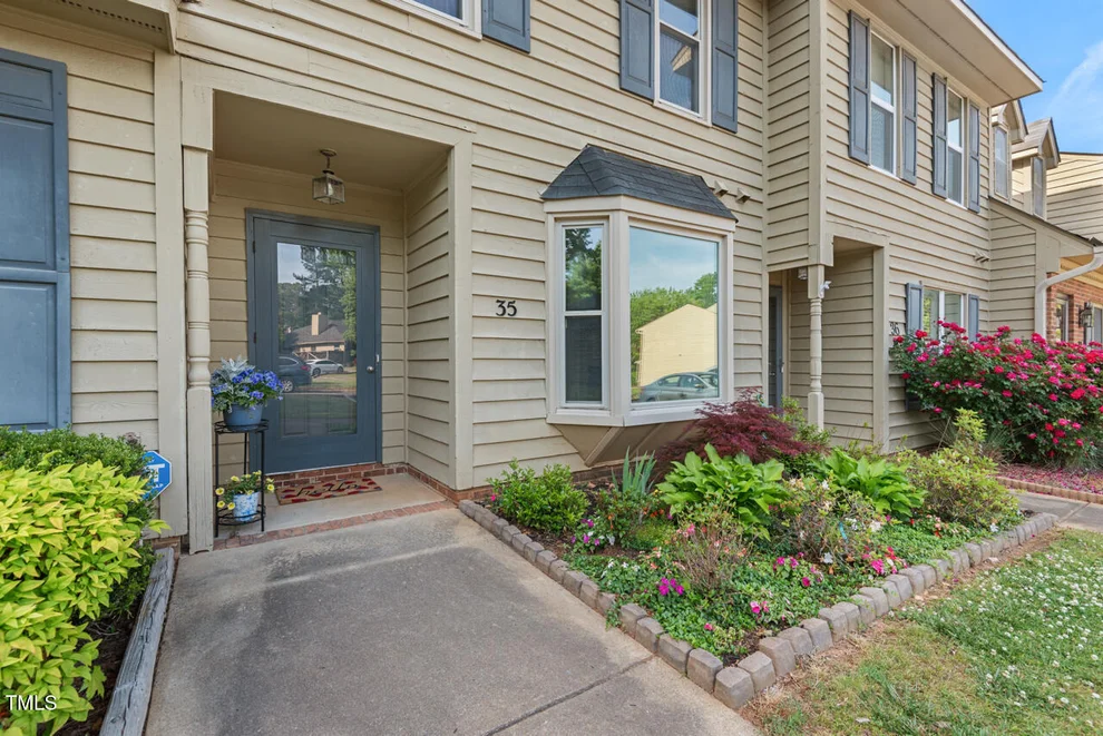 Unit for sale at 35 Stonewall Way, Durham, NC 27704