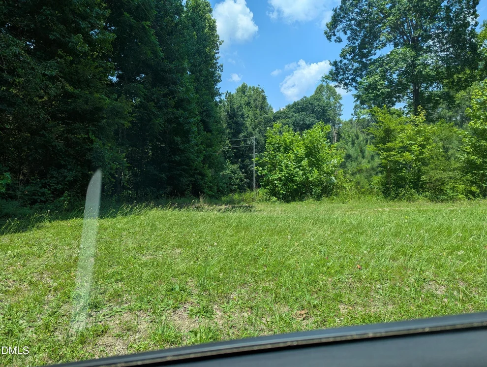Unit for sale at 275 Perrytown, Warrenton, NC 27589