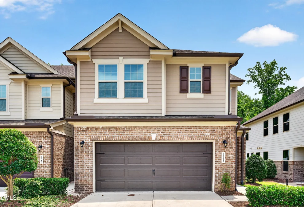 Unit for sale at 625 Rockcastle Drive, Cary, NC 27519