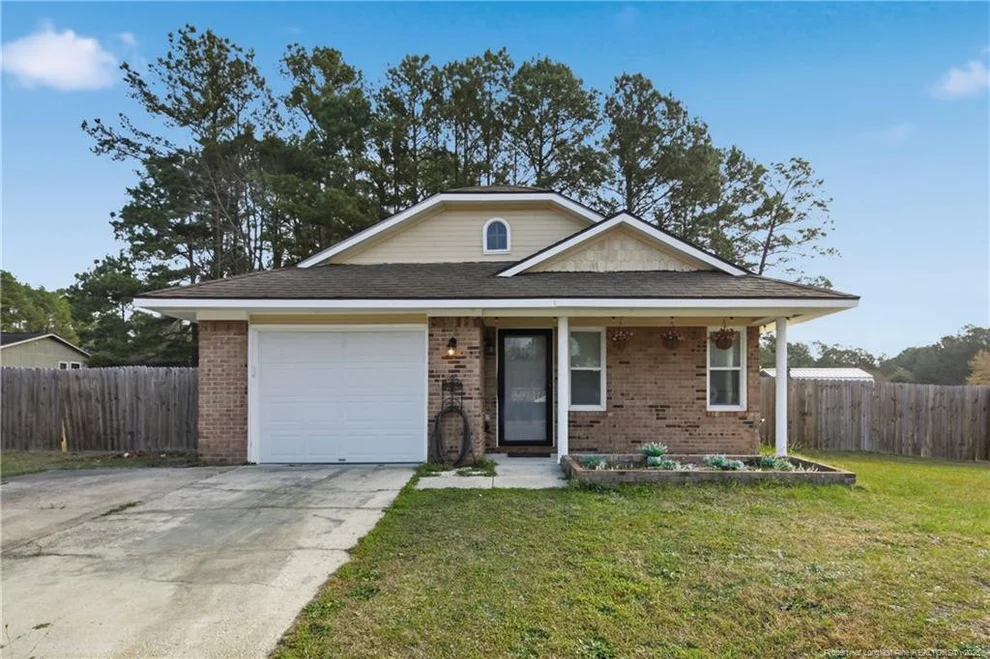 Unit for sale at 3300 Red Fox Road, Spring Lake, NC 28390