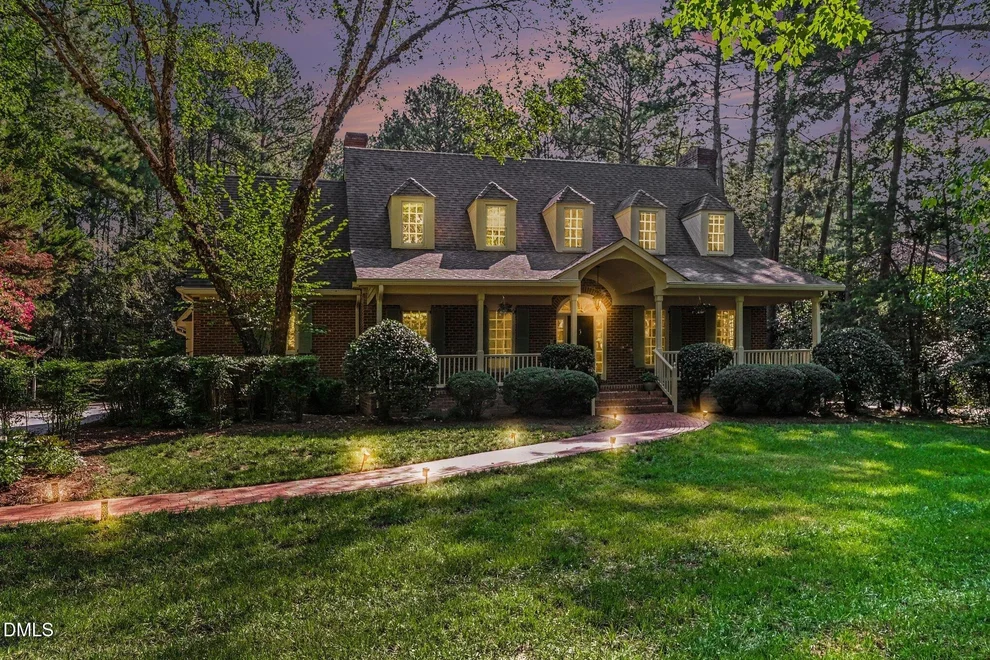Unit for sale at 105 Ukiah Lane, Chapel Hill, NC 27514