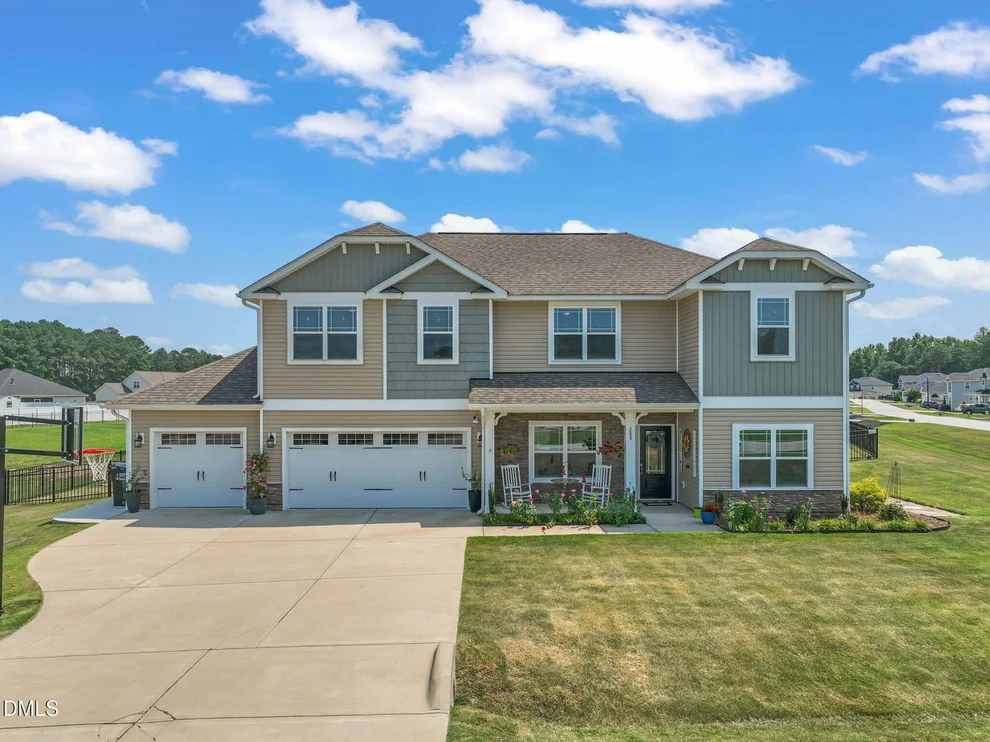 Unit for sale at 289 Red Hawk Place, Smithfield, NC 27577