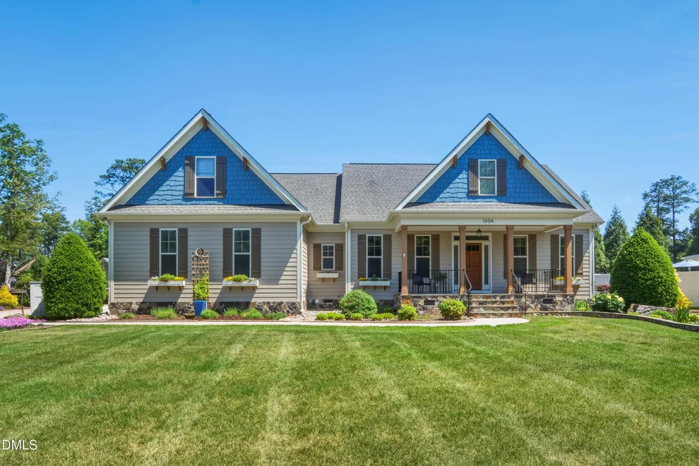 Unit for sale at 1304 Golden Bluff Lane, Fuquay Varina, NC 27526