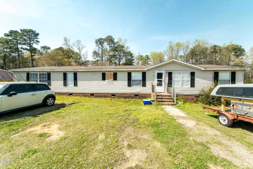 Unit for sale at 401 Morehead Drive, Willow Springs, NC 27592