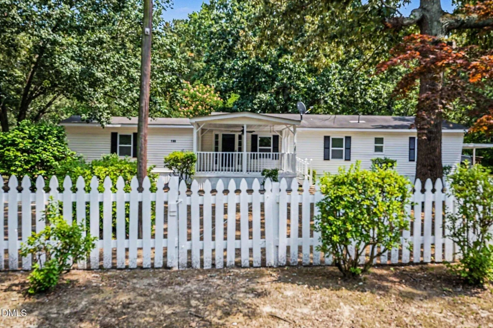 Unit for sale at 135 Trails End Drive, Selma, NC 27576