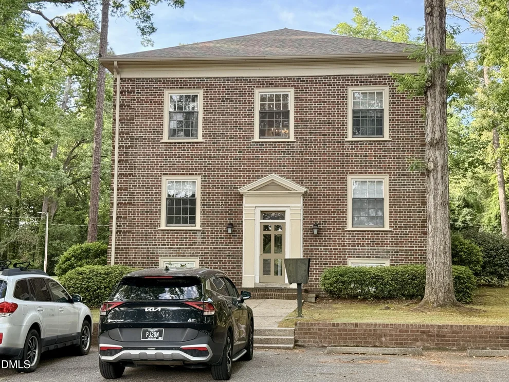 Unit for sale at 915 Raleigh Road Parkway W, Wilson, NC 27896
