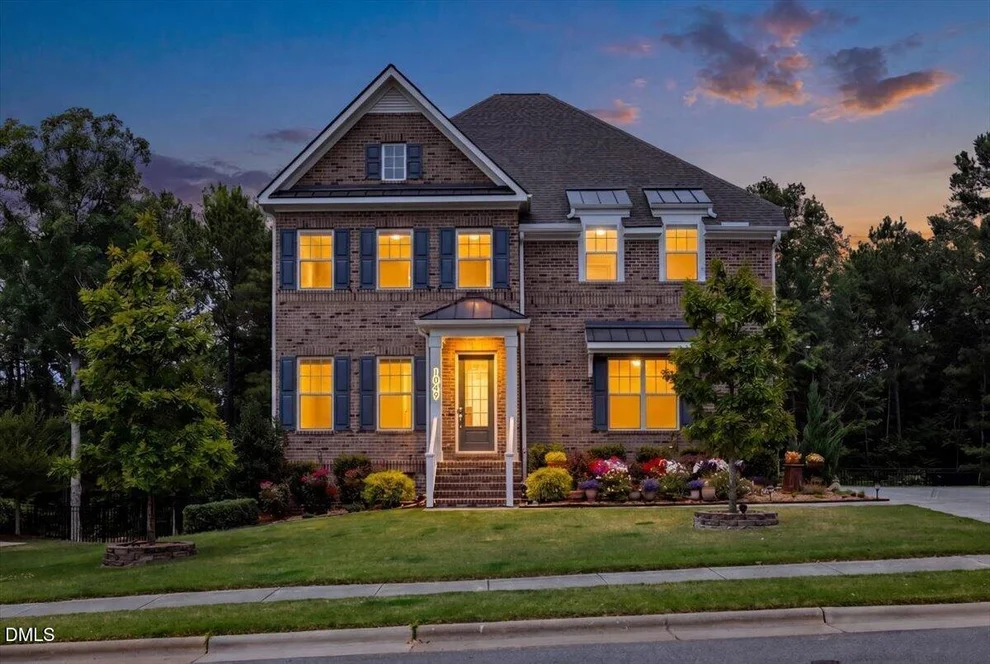 Unit for sale at 1049 Queensdale Drive, Cary, NC 27519