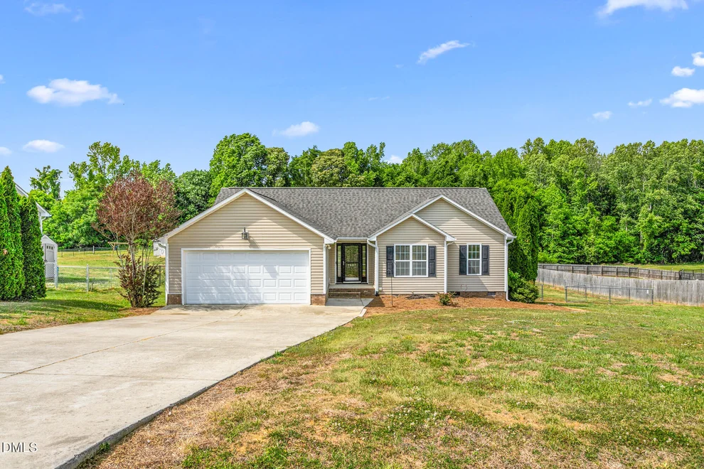Unit for sale at 7507 Inglewood Road, Burlington, NC 27215