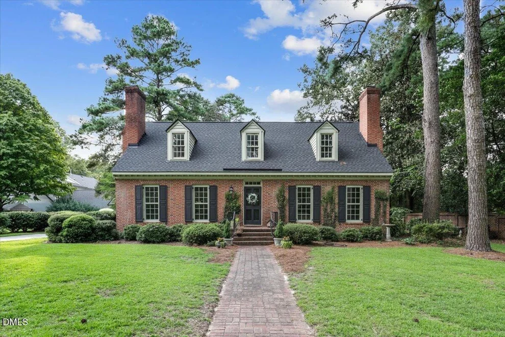 Unit for sale at 804 Chestnut Drive, Smithfield, NC 27577