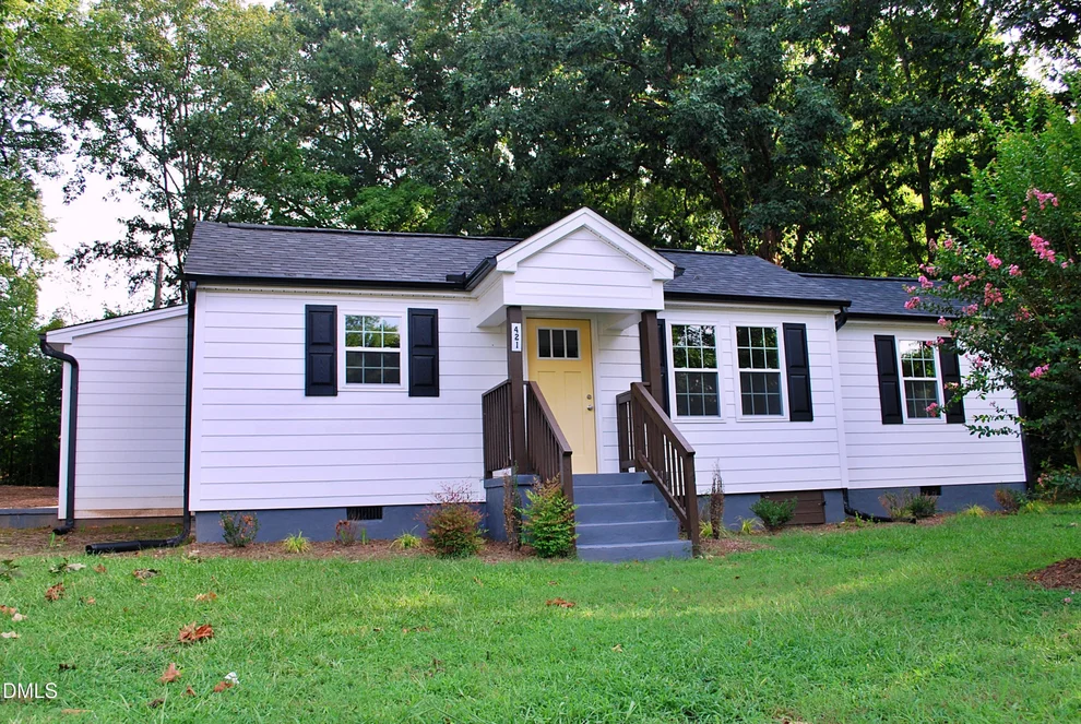 Unit for sale at 421 E Webb Street, Mebane, NC 27302
