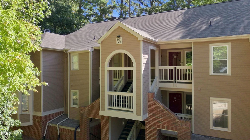 Unit for sale at 101 Marbury Court, Cary, NC 27513