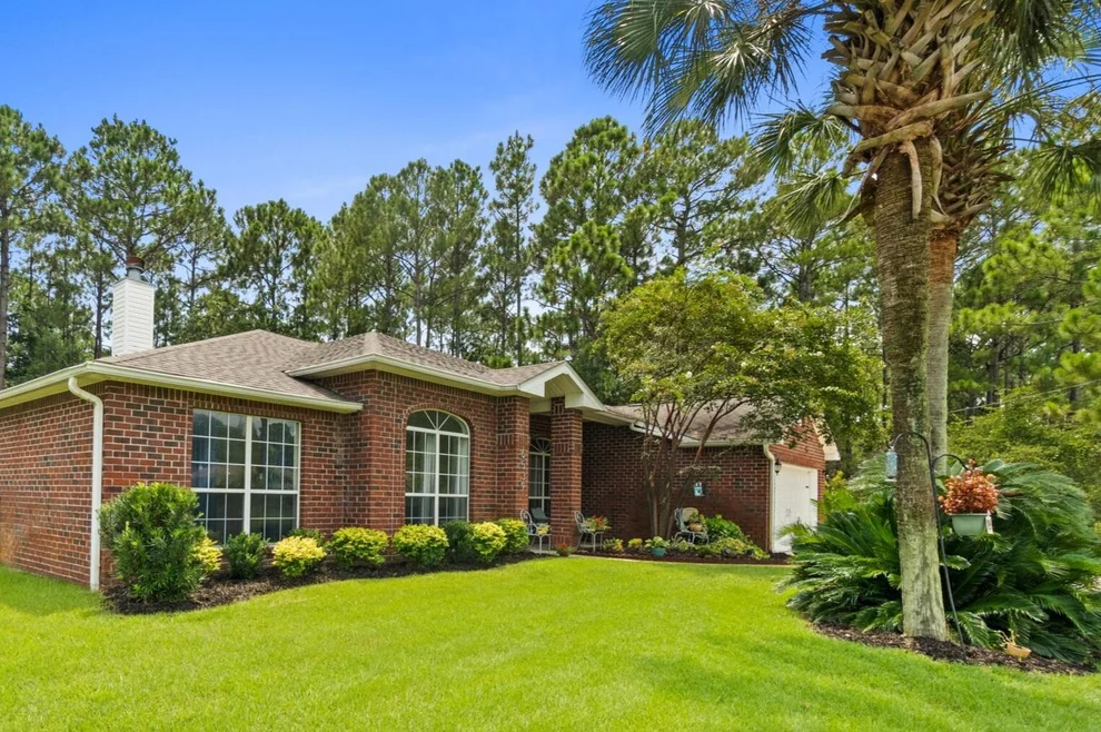 Unit for sale at 6539 Redfield Street, Navarre, FL 32566