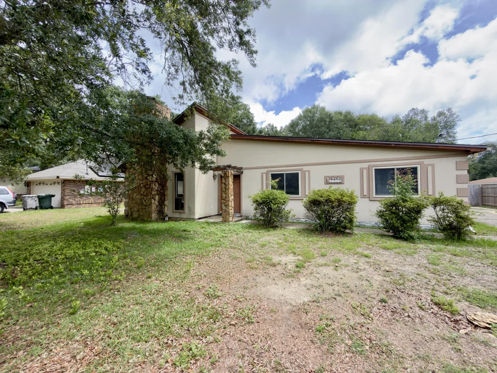 Unit for sale at 7718 Beechwood Drive, Pensacola, FL 32514