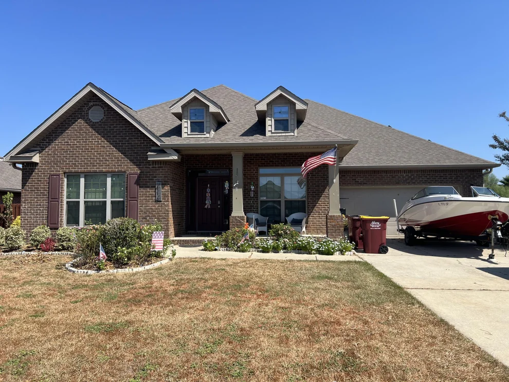 Unit for sale at 414 Chickadee Street, Crestview, FL 32539