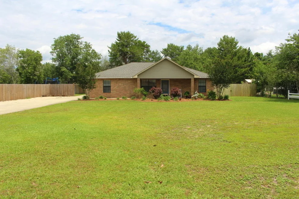 Unit for sale at 8804 Arlington Place, Navarre, FL 32566