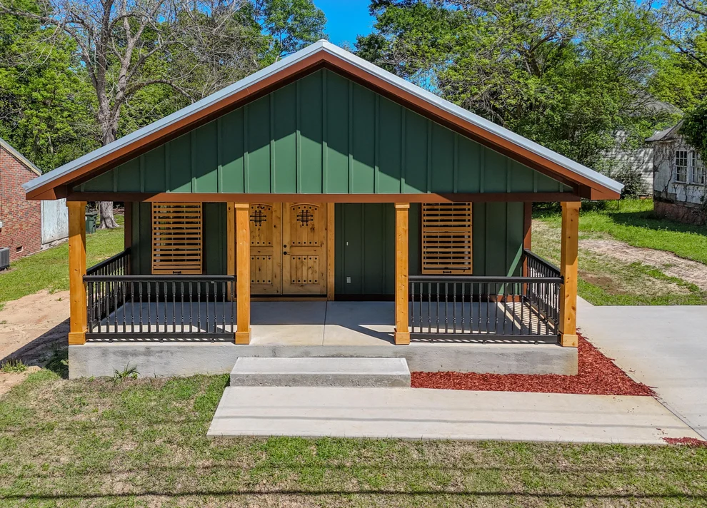 Unit for sale at 230 Barton Street, Andalusia, AL 36421