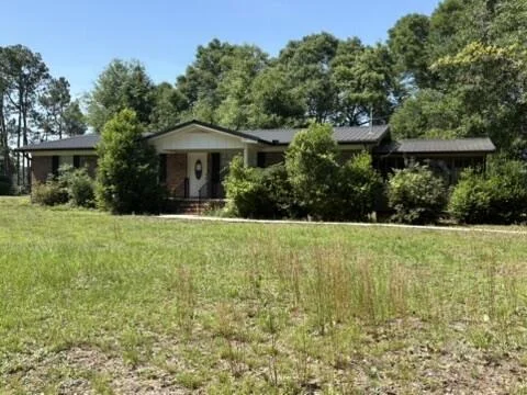 Unit for sale at 1540 Texas Parkway, Crestview, FL 32536