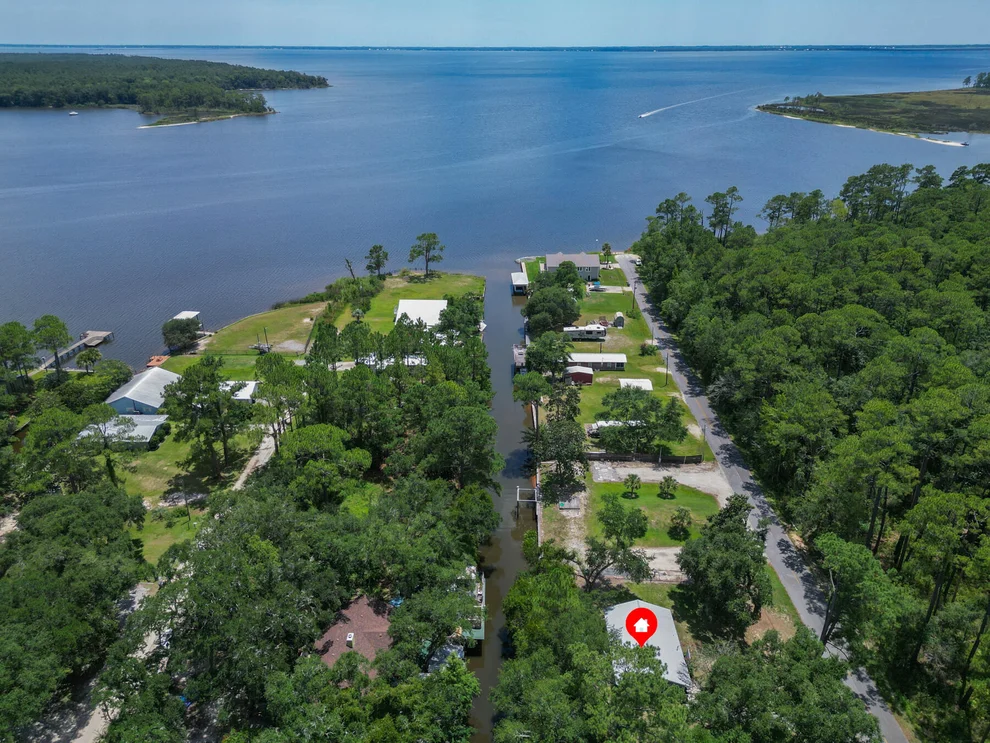 Unit for sale at 771 Alaqua Drive, Freeport, FL 32439
