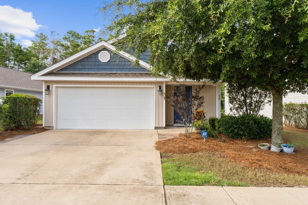 Unit for sale at 629 Earl Godwin Road, Freeport, FL 32439