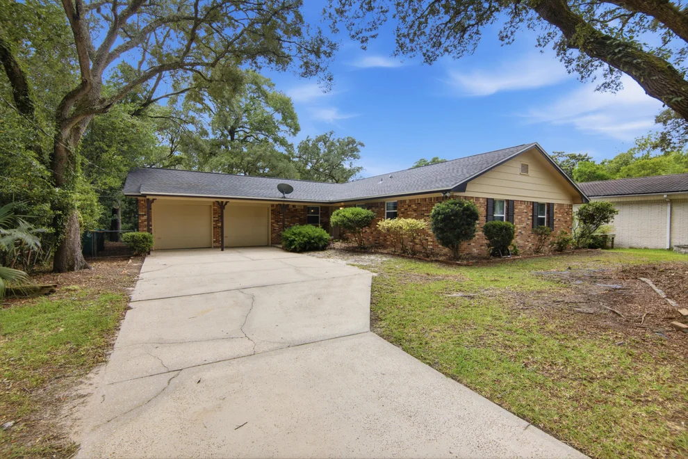 Unit for sale at 716 Bradford Drive, Fort Walton Beach, FL 32547