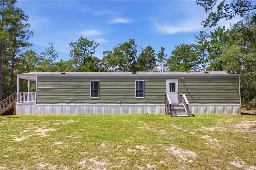 Unit for sale at 29 Canterbury Drive, DeFuniak Springs, FL 32433