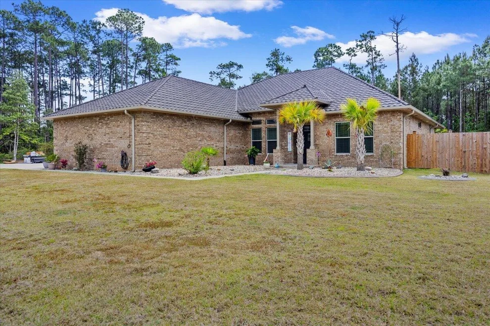 Unit for sale at 5923 Michael Drive, Milton, FL 32583