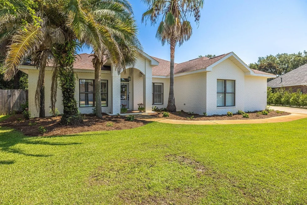 Unit for sale at 1194 Jaguar Circle, Gulf Breeze, FL 32563