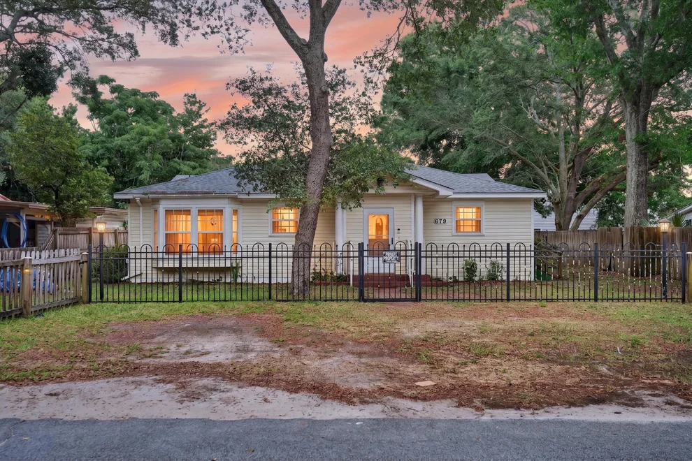 Unit for sale at 679 Anderson Drive, Fort Walton Beach, FL 32547