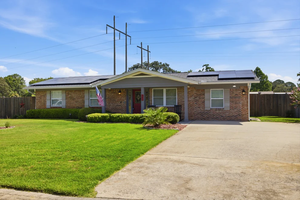 Unit for sale at 325 Echo Circle, Fort Walton Beach, FL 32548