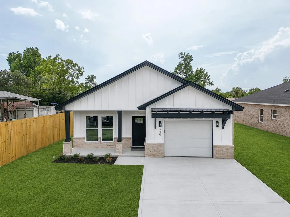 Unit for sale at 729 Sheffield Avenue, Panama City, FL 32401