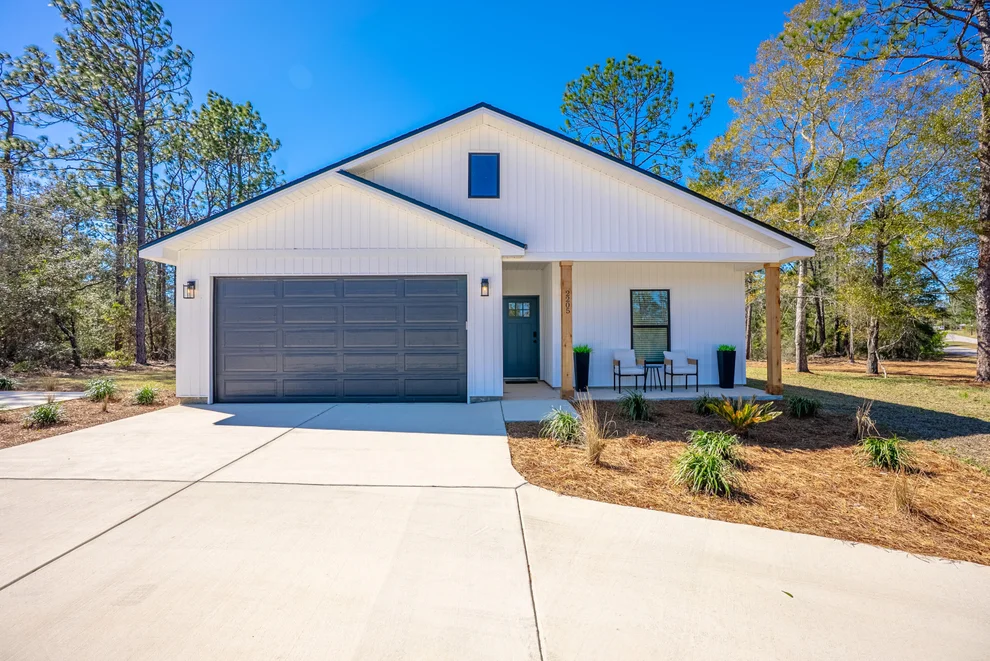Unit for sale at 1990 Ambassador Court, Chipley, FL 32428