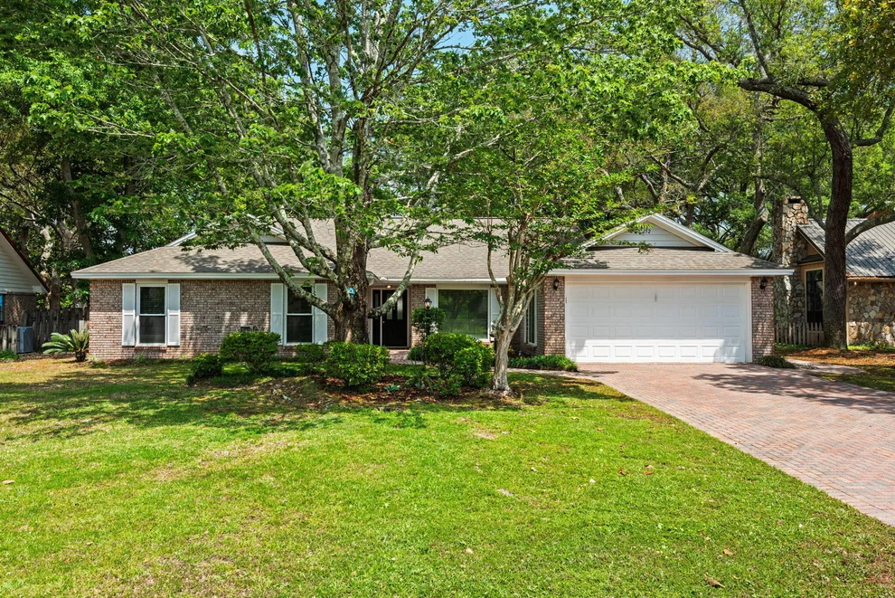 Unit for sale at 252 E Dominica Circle, Niceville, FL 32578
