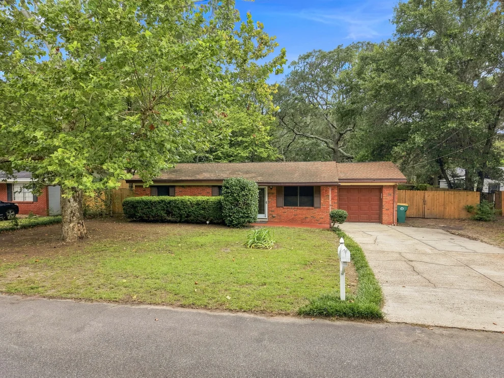 Unit for sale at 53 Junior Drive, Shalimar, FL 32579