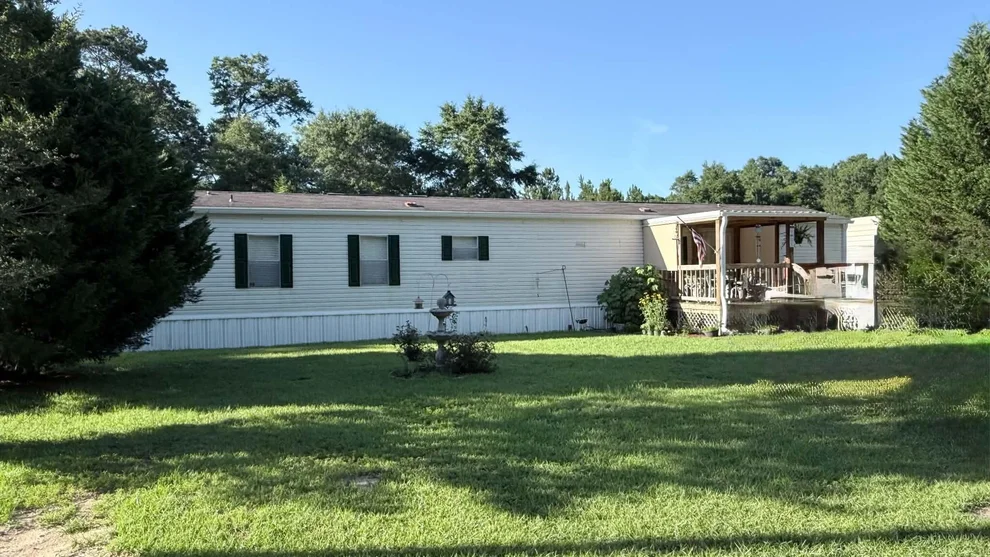 Unit for sale at 54 Cannon Drive, Paxton, FL 32538