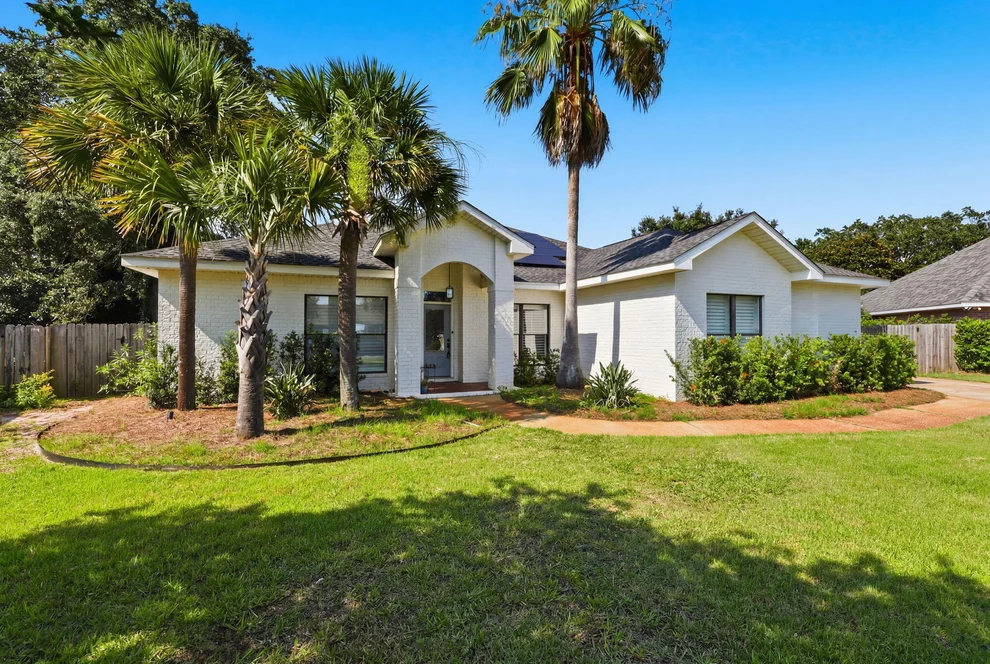 Unit for sale at 1194 Jaguar Circle, Gulf Breeze, FL 32563