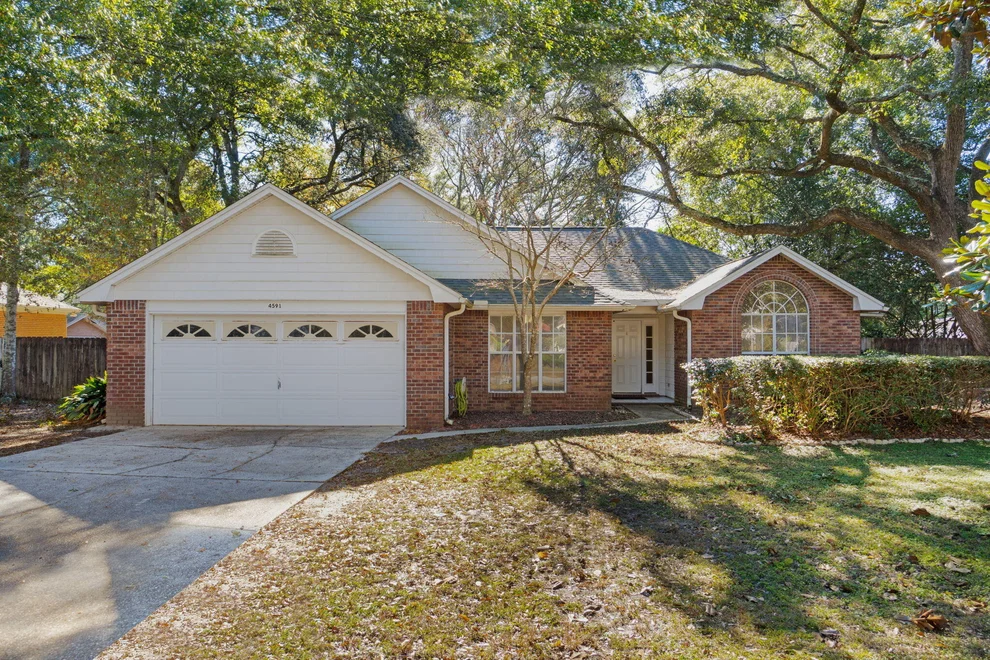 Unit for sale at 4591 Scarlet Drive, Crestview, FL 32539