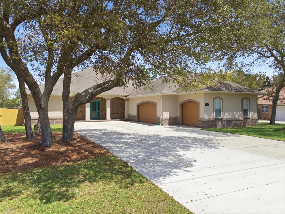 Unit for sale at 6750 Bushton Street, Navarre, FL 32566
