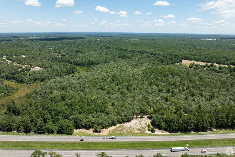 Unit for sale at 90 AC Wildwood Lakes Drive, DeFuniak Springs, FL 32435