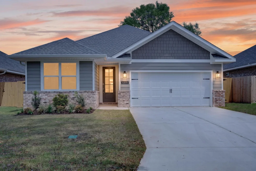 Unit for sale at 505 Apache Street, Fort Walton Beach, FL 32547