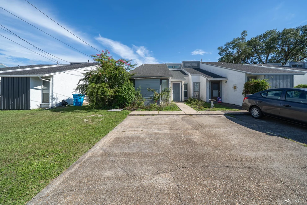 Unit for sale at 5010 Hickory Street, Panama City, FL 32404